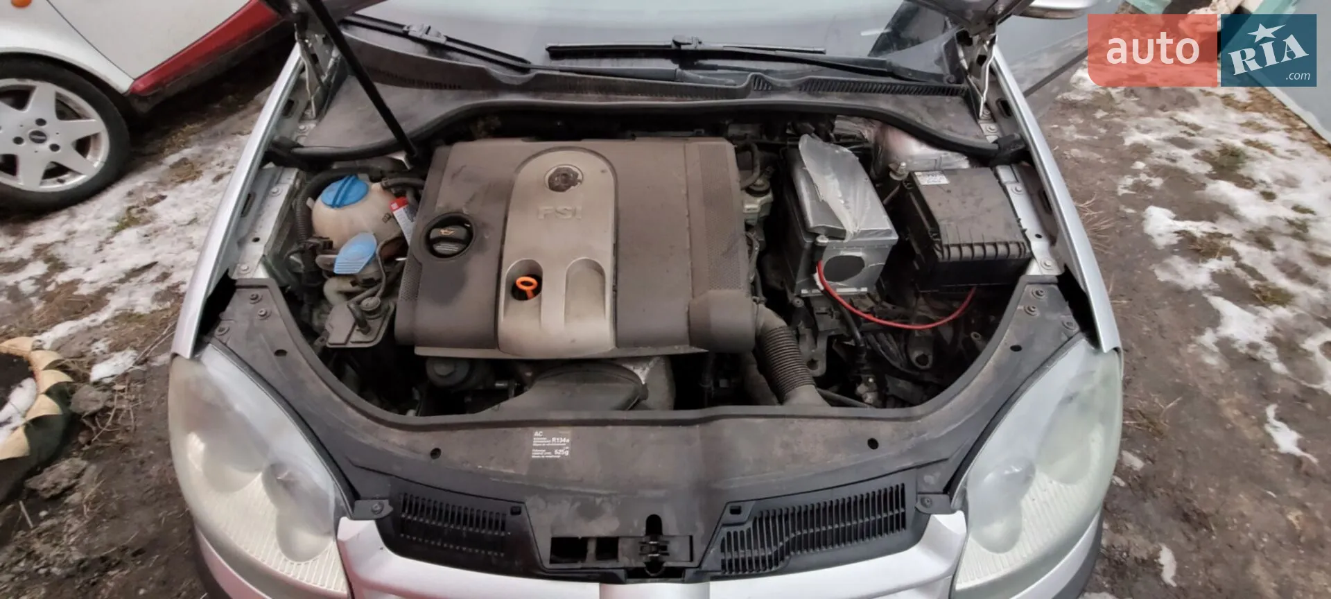 Volkswagen Golf, 2004