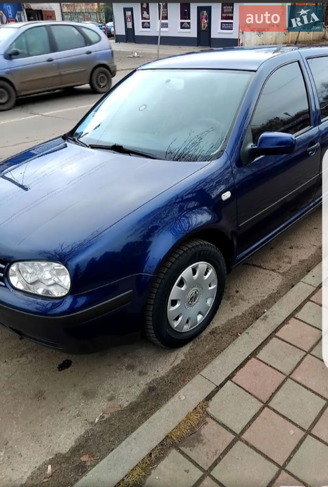 Volkswagen Golf, 2000