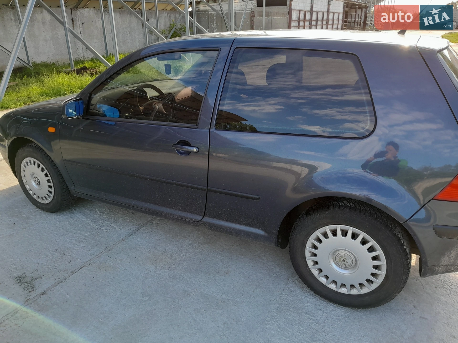 Volkswagen Golf, 1998