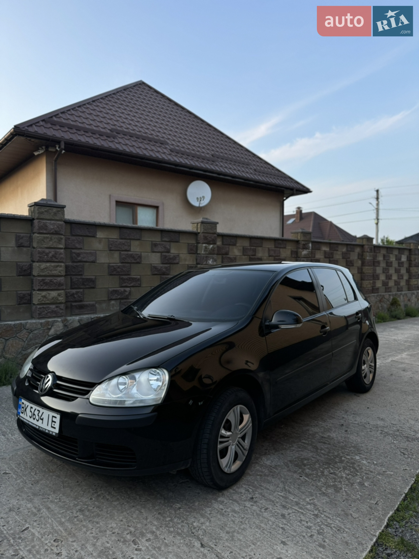 Volkswagen Golf, 2005