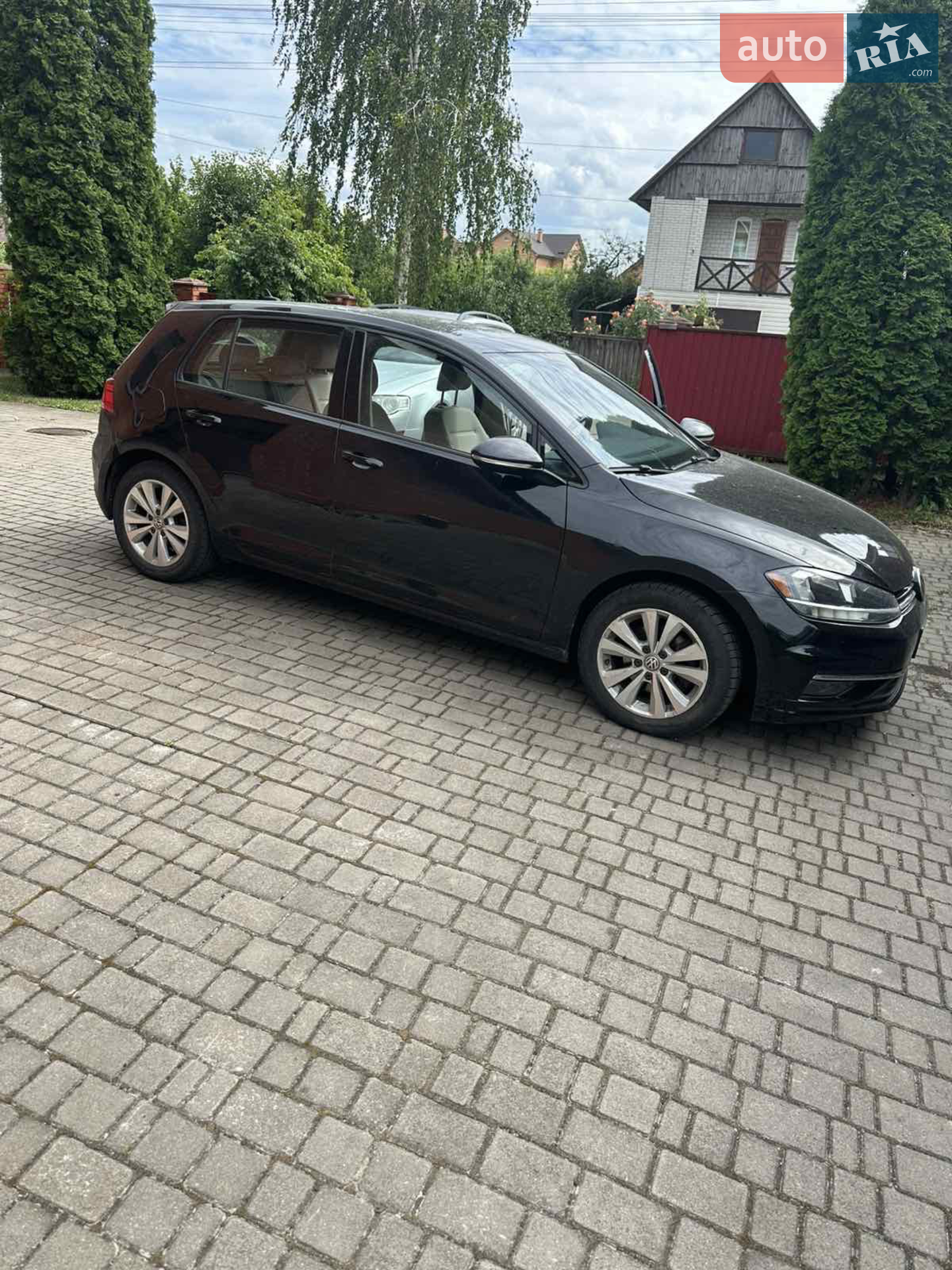 Volkswagen Golf 2017 — 1