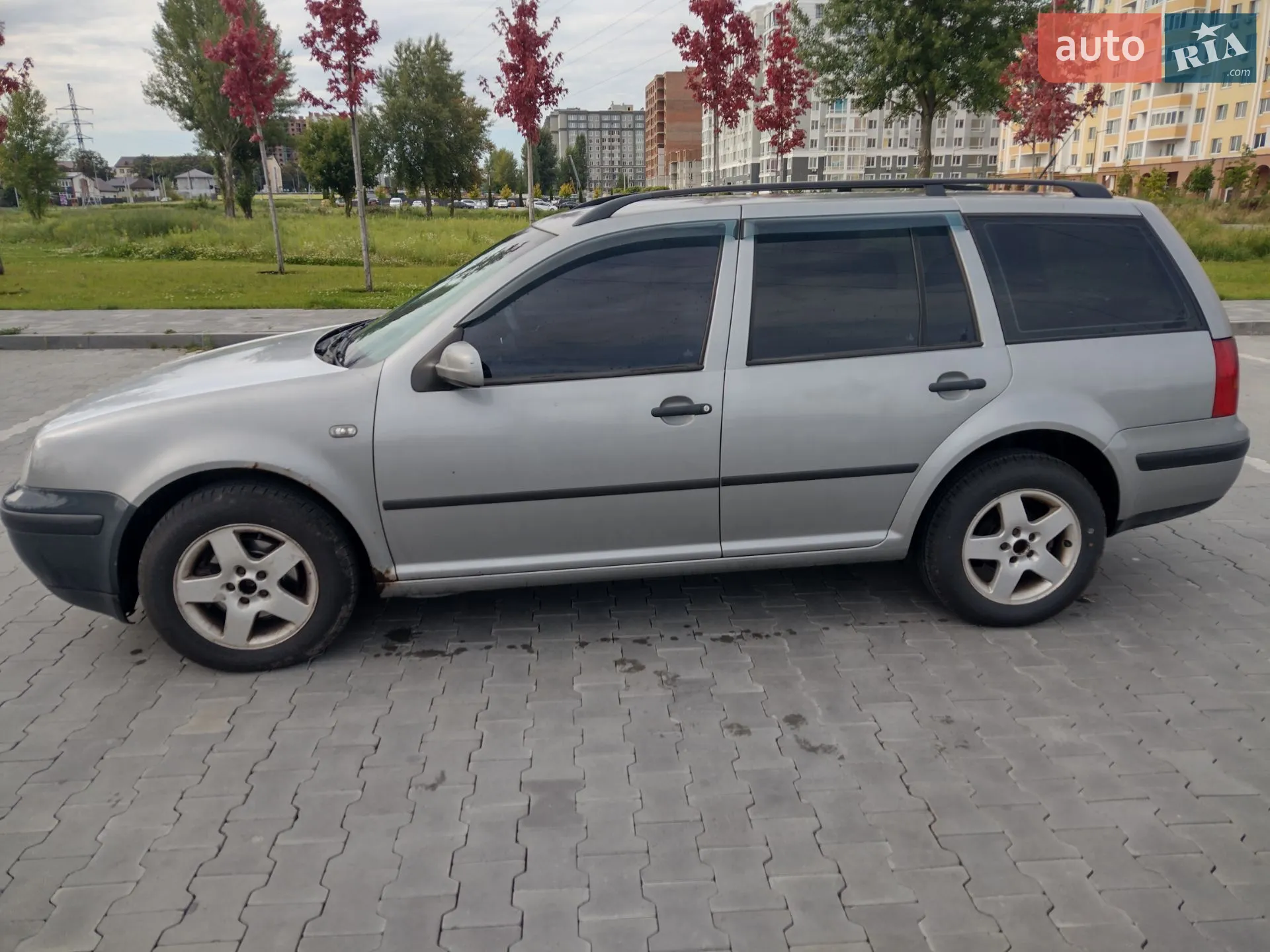 Volkswagen Golf, 2002