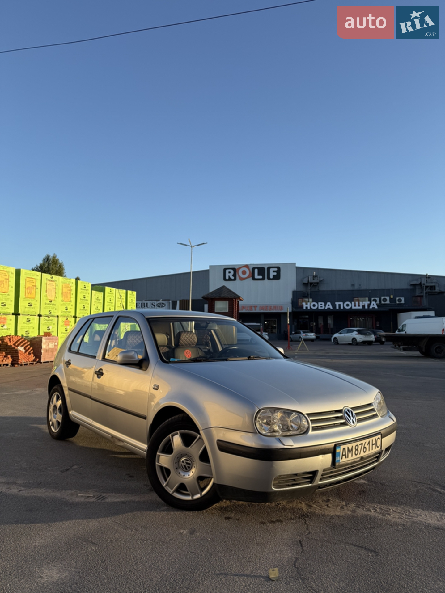 Volkswagen Golf, 2001