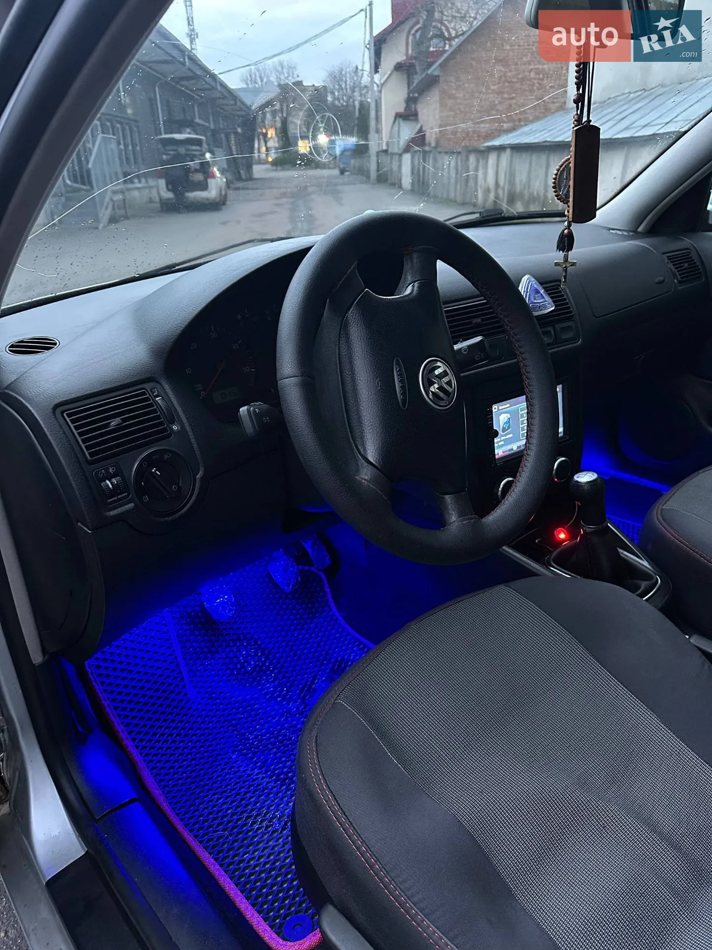 Volkswagen Golf, 2000