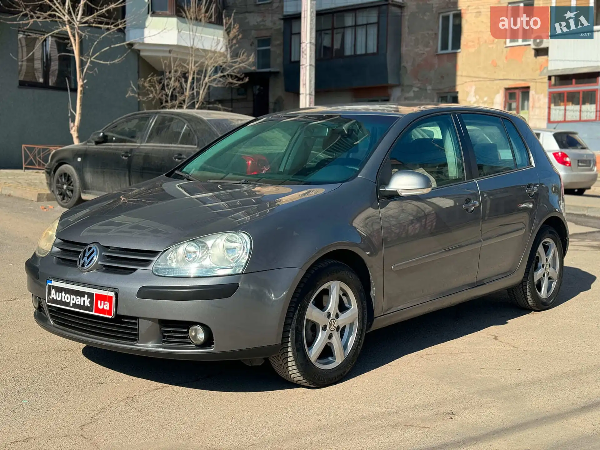 Volkswagen Golf, 2005