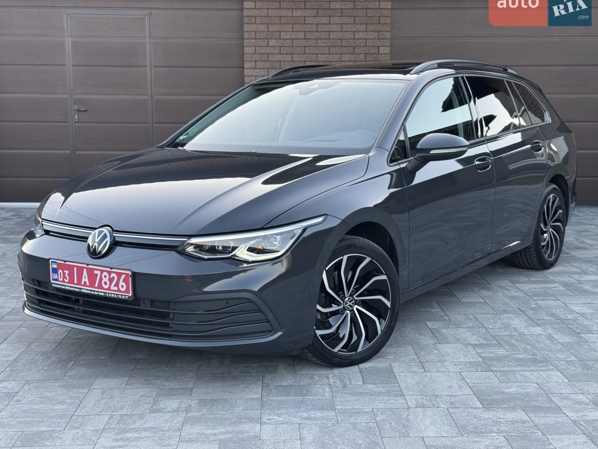 Volkswagen Golf, 2022