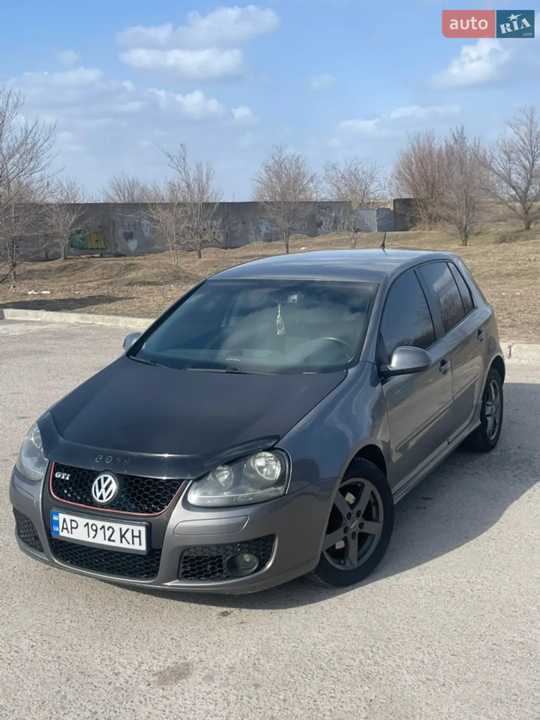 Volkswagen Golf, 2005
