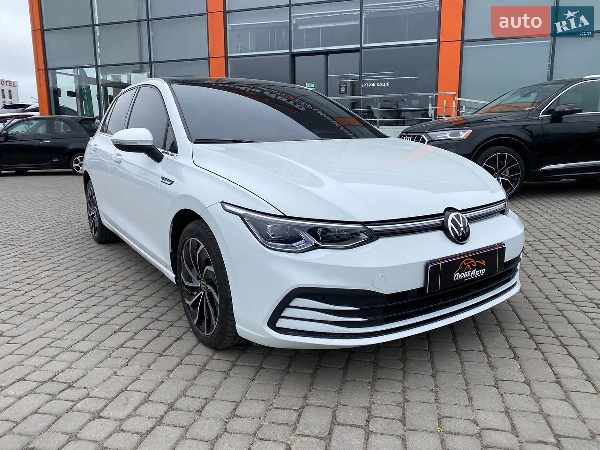 Volkswagen Golf, 2023