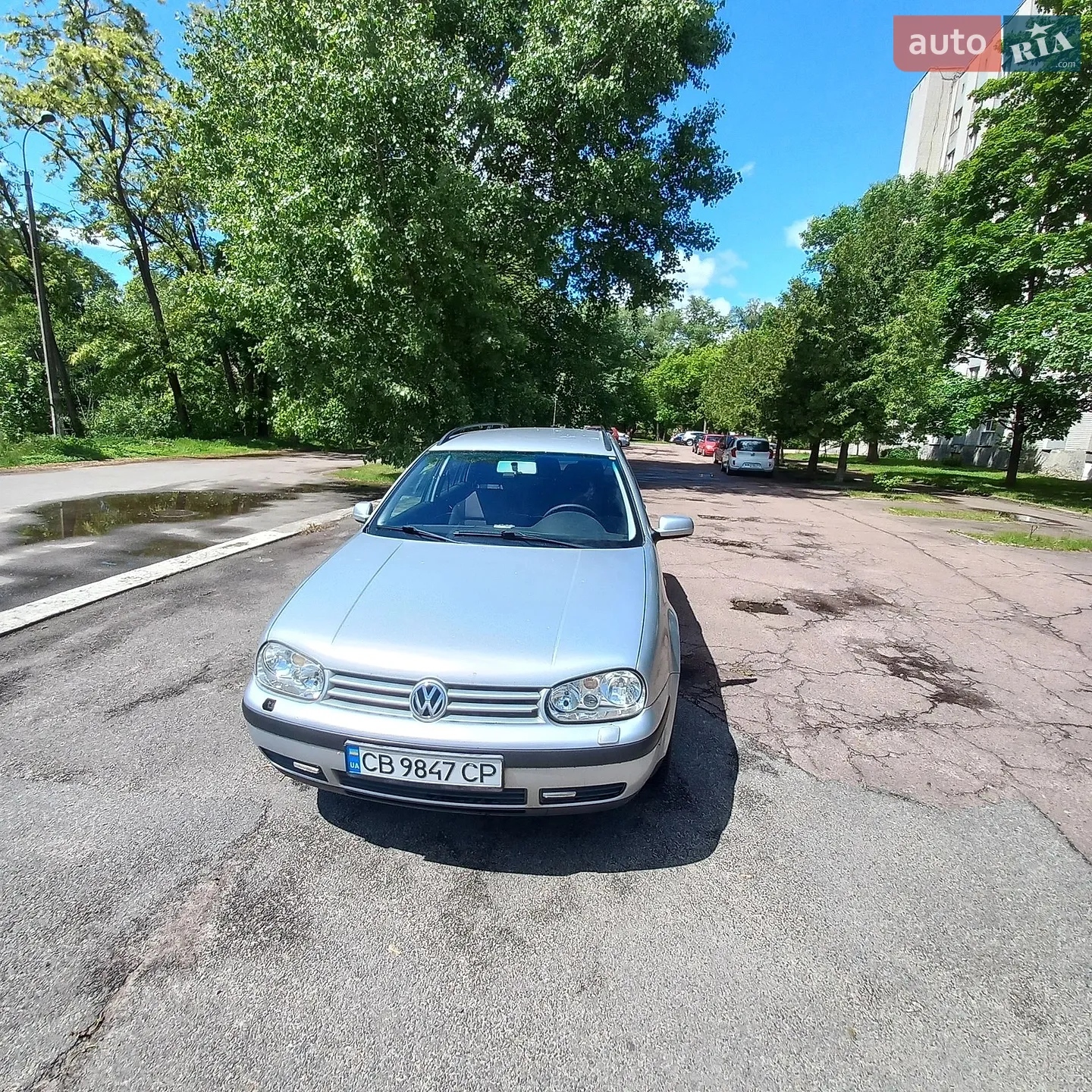 Volkswagen Golf, 2001