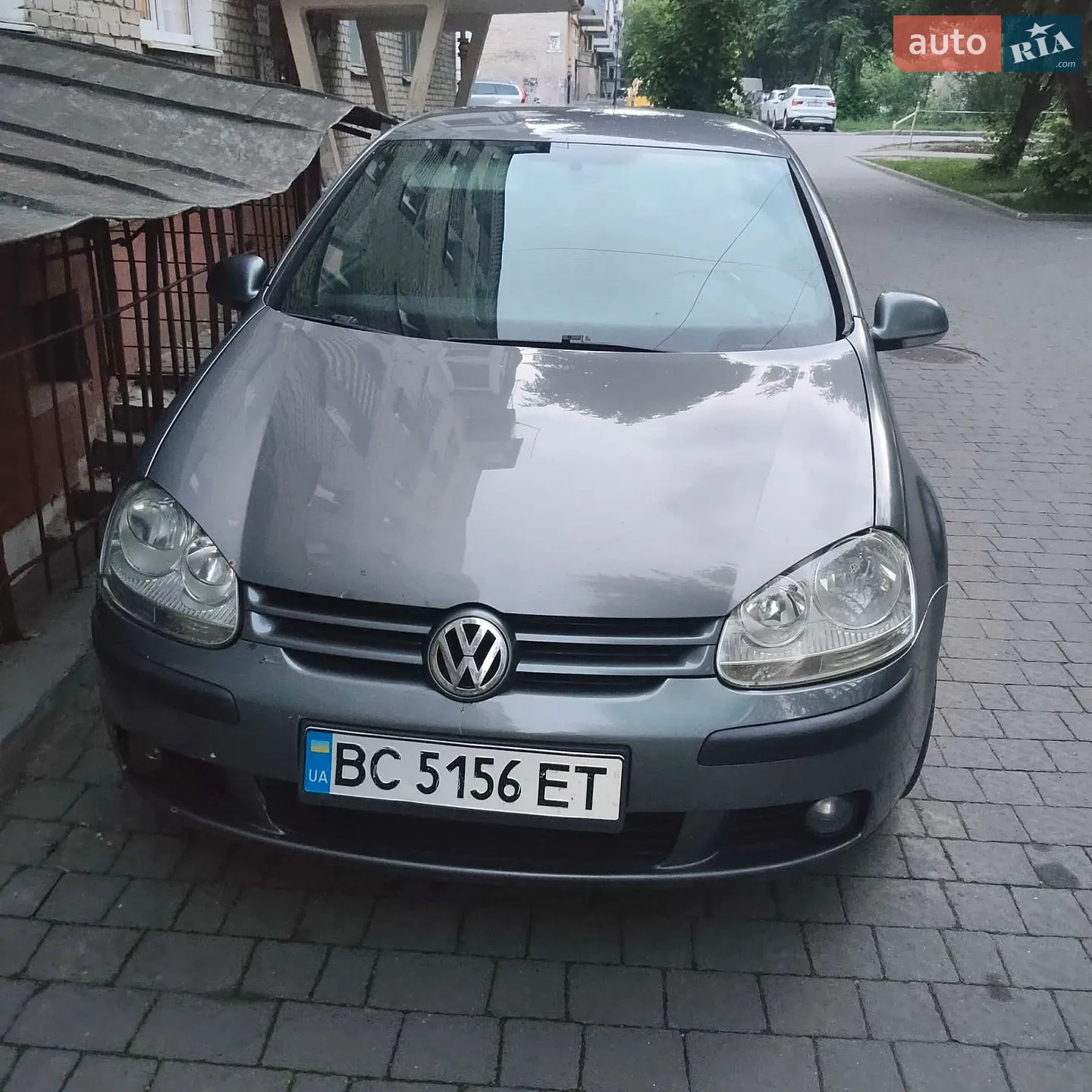 Volkswagen Golf, 2005