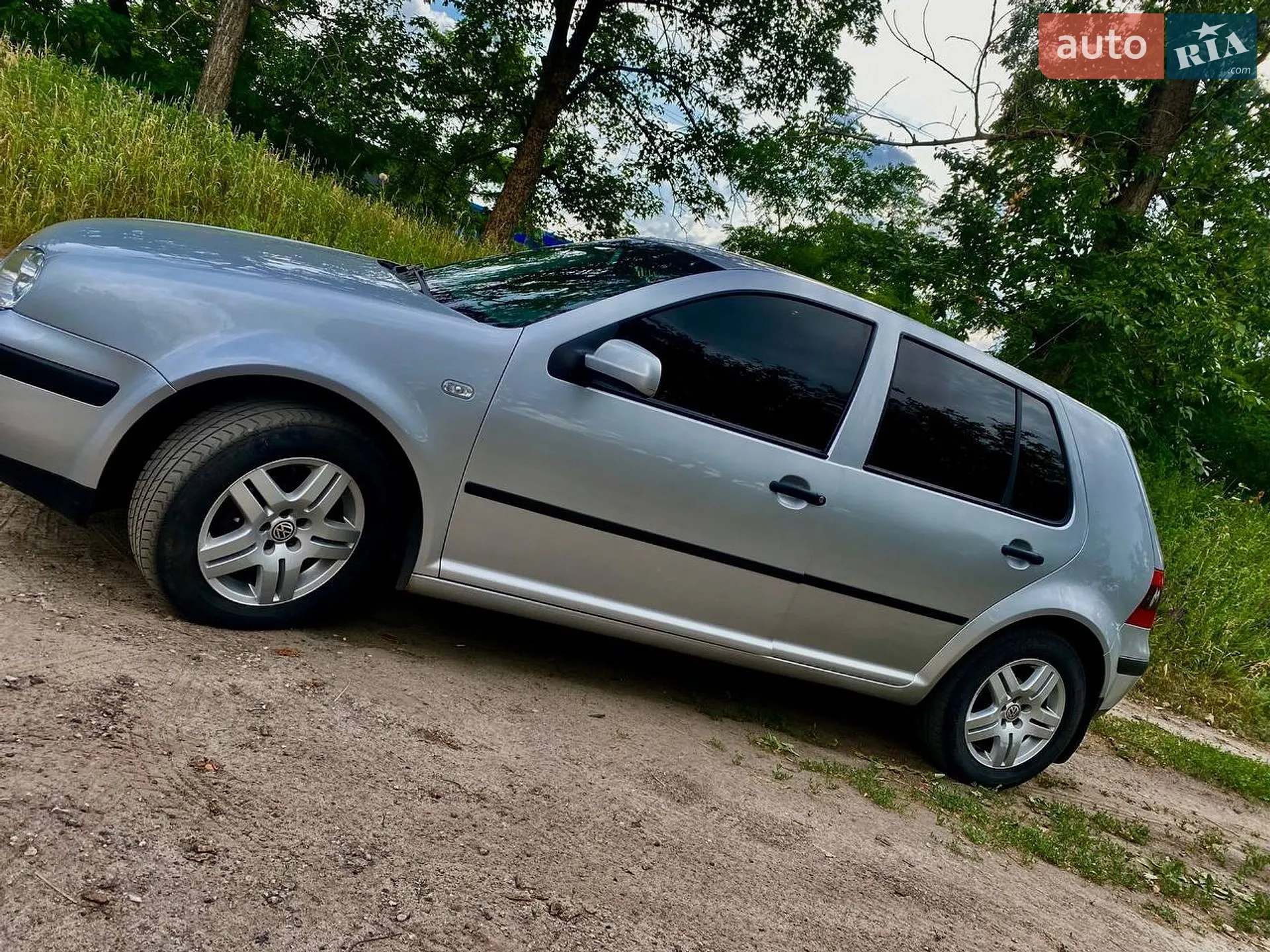 Volkswagen Golf, 2002