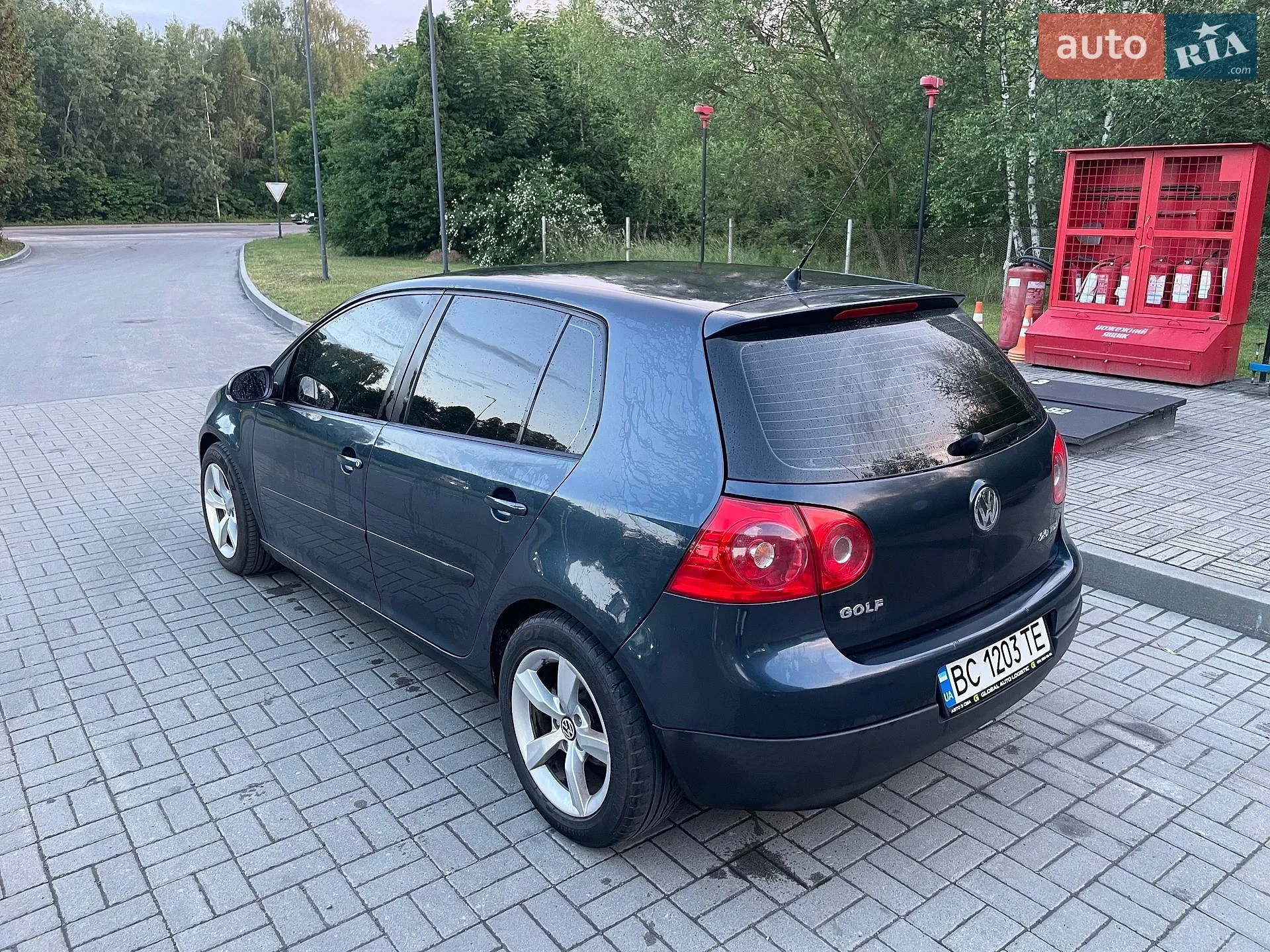 Volkswagen Golf, 2005