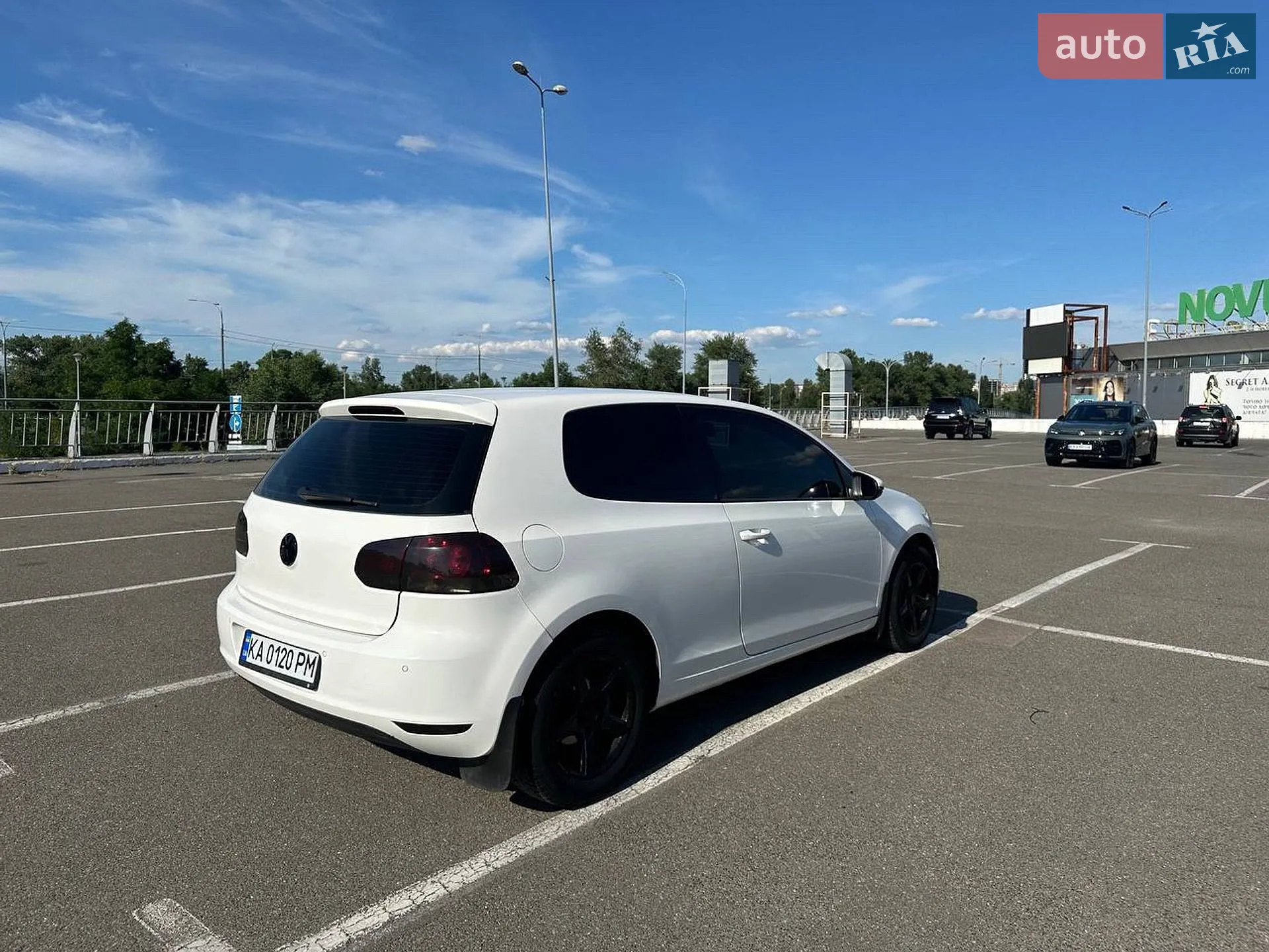 Volkswagen Golf, 2011