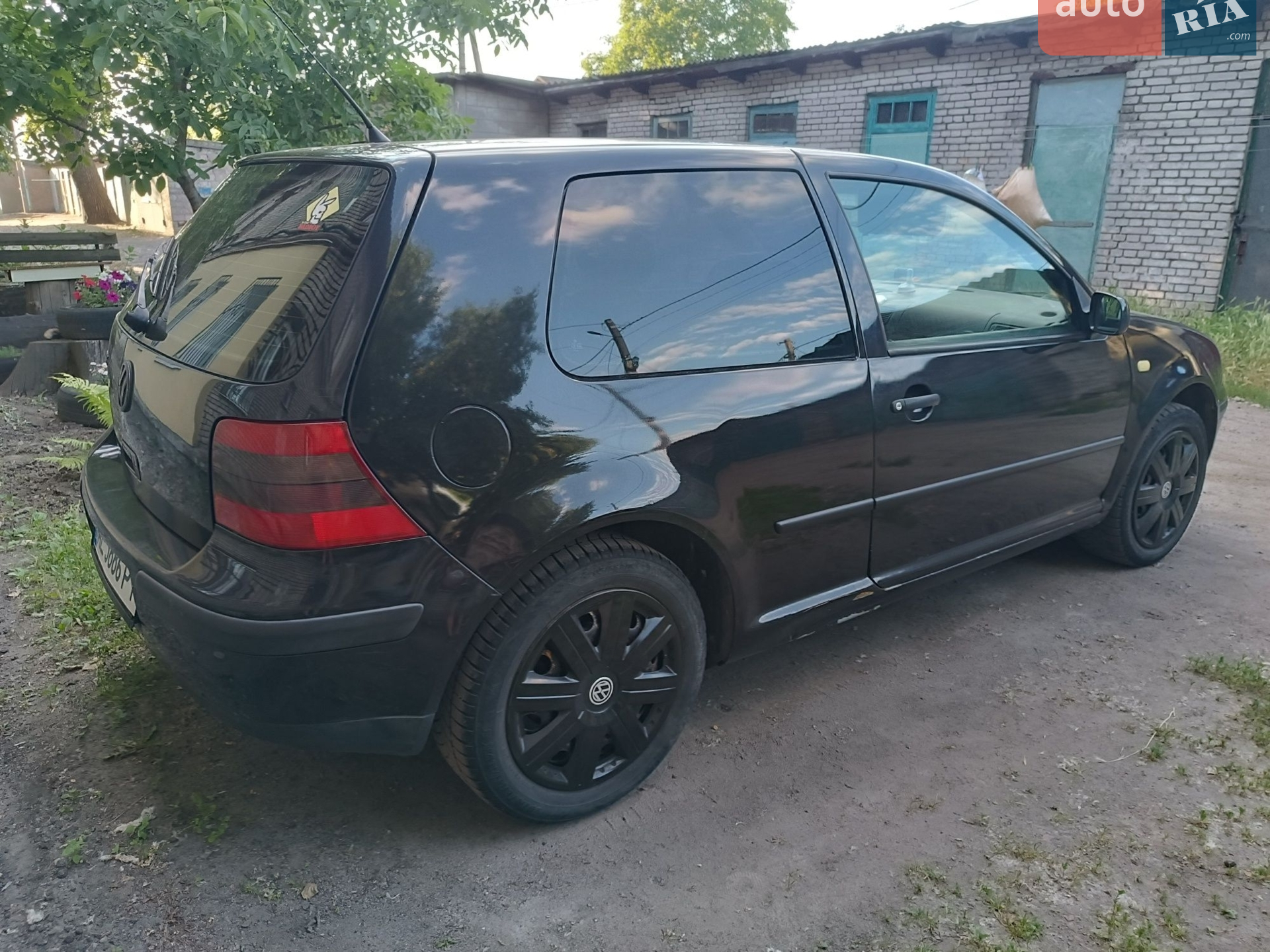 Volkswagen Golf, 2000