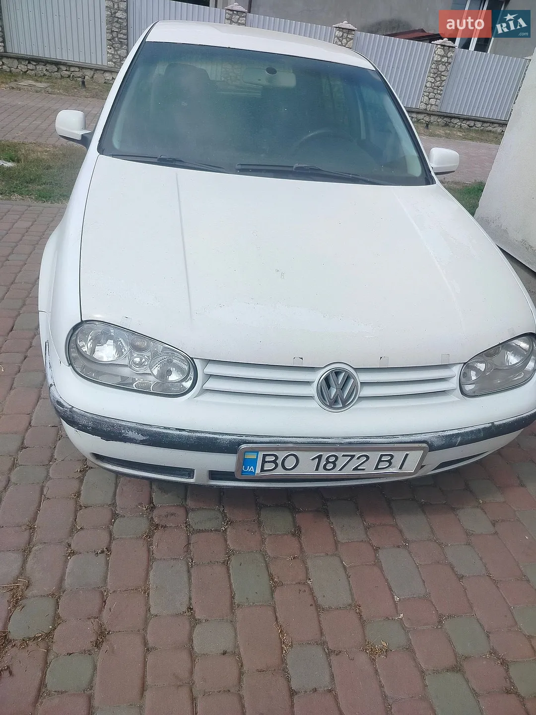 Volkswagen Golf, 2001