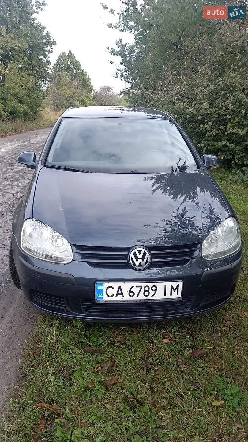 Volkswagen Golf, 2004