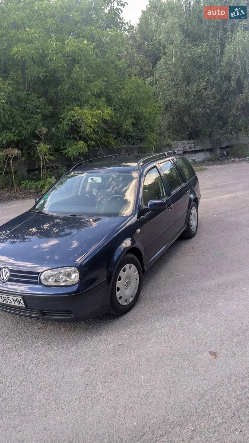Volkswagen Golf, 2000