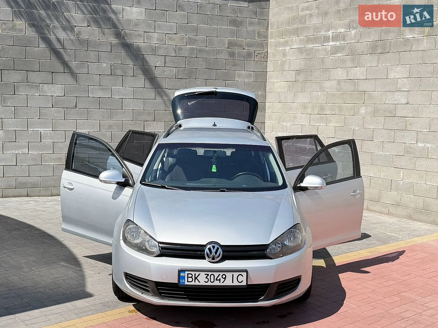 Volkswagen Golf 2010 — 1