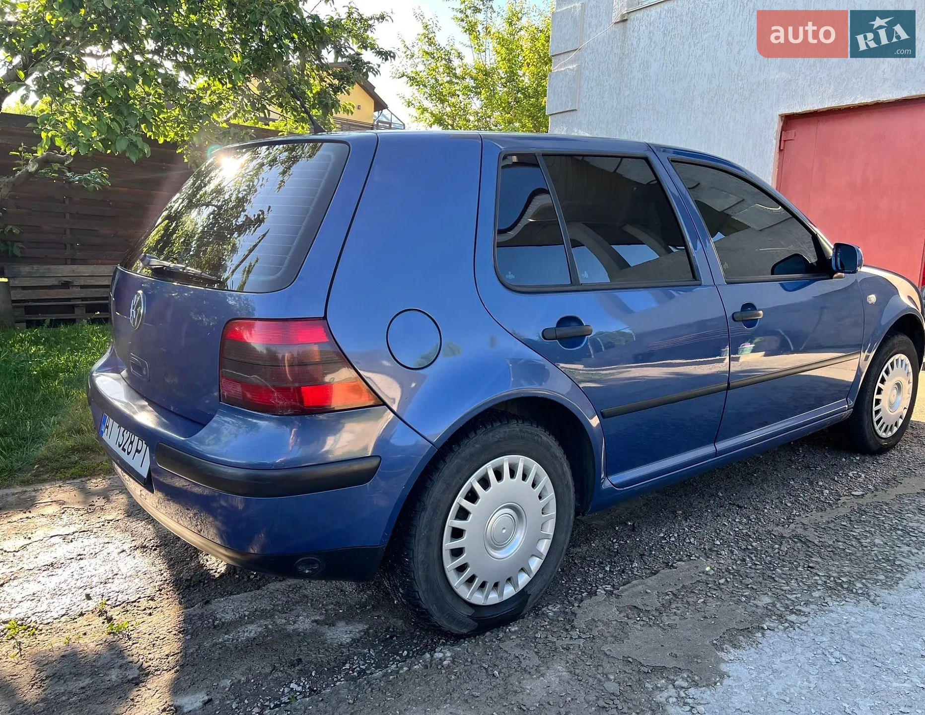 Volkswagen Golf, 2002