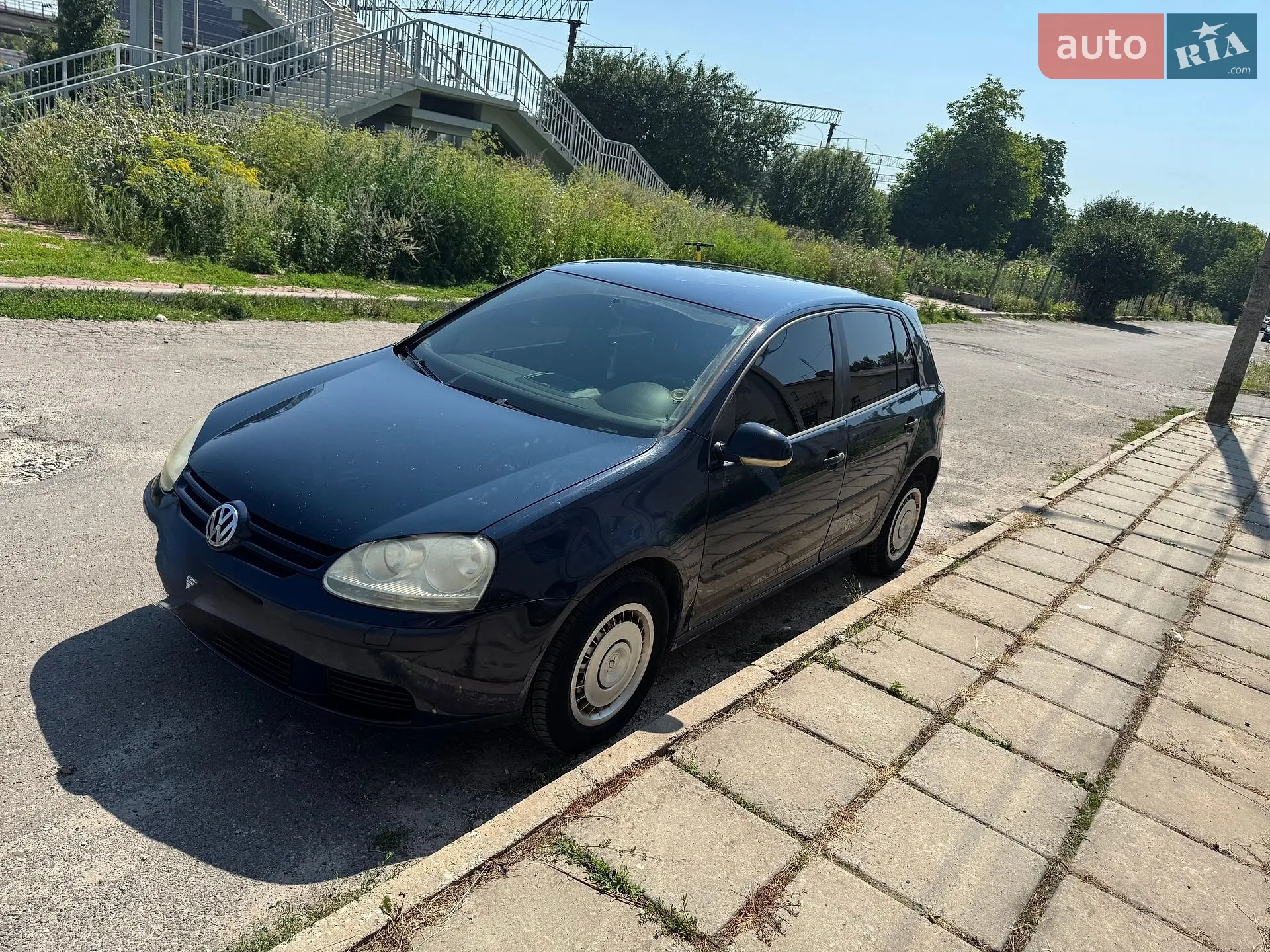 Volkswagen Golf, 2004