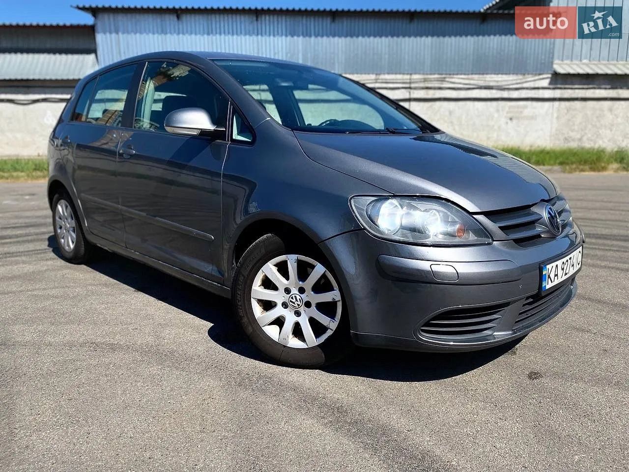 Volkswagen Golf, 2005