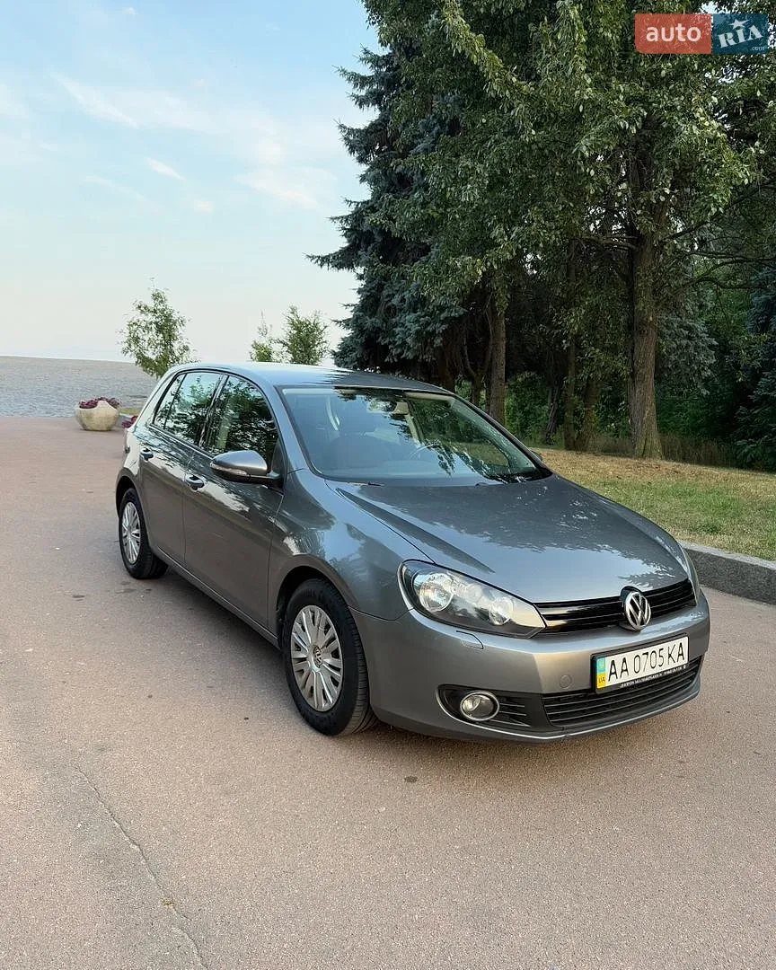 Volkswagen Golf, 2011