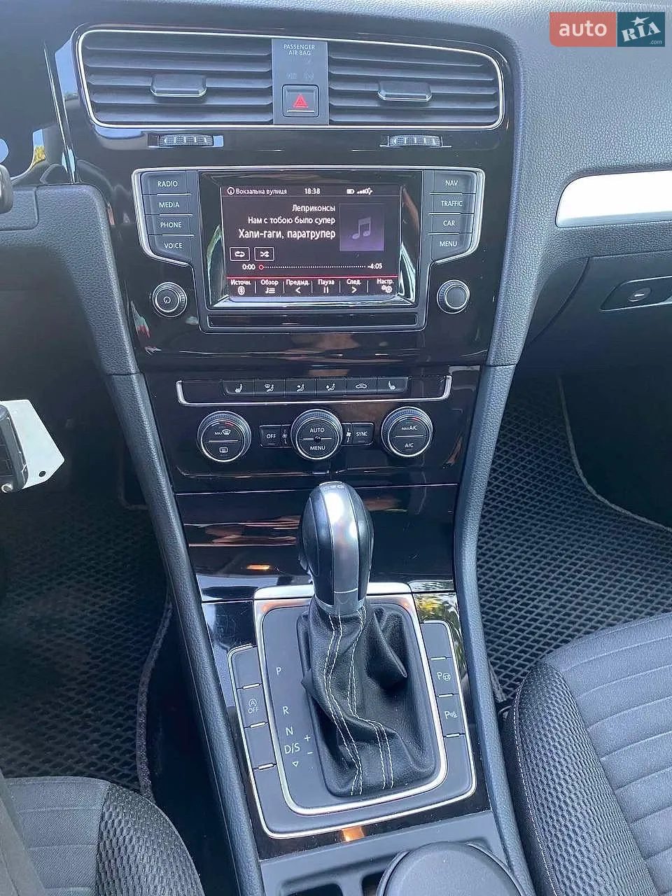 Volkswagen Golf, 2014
