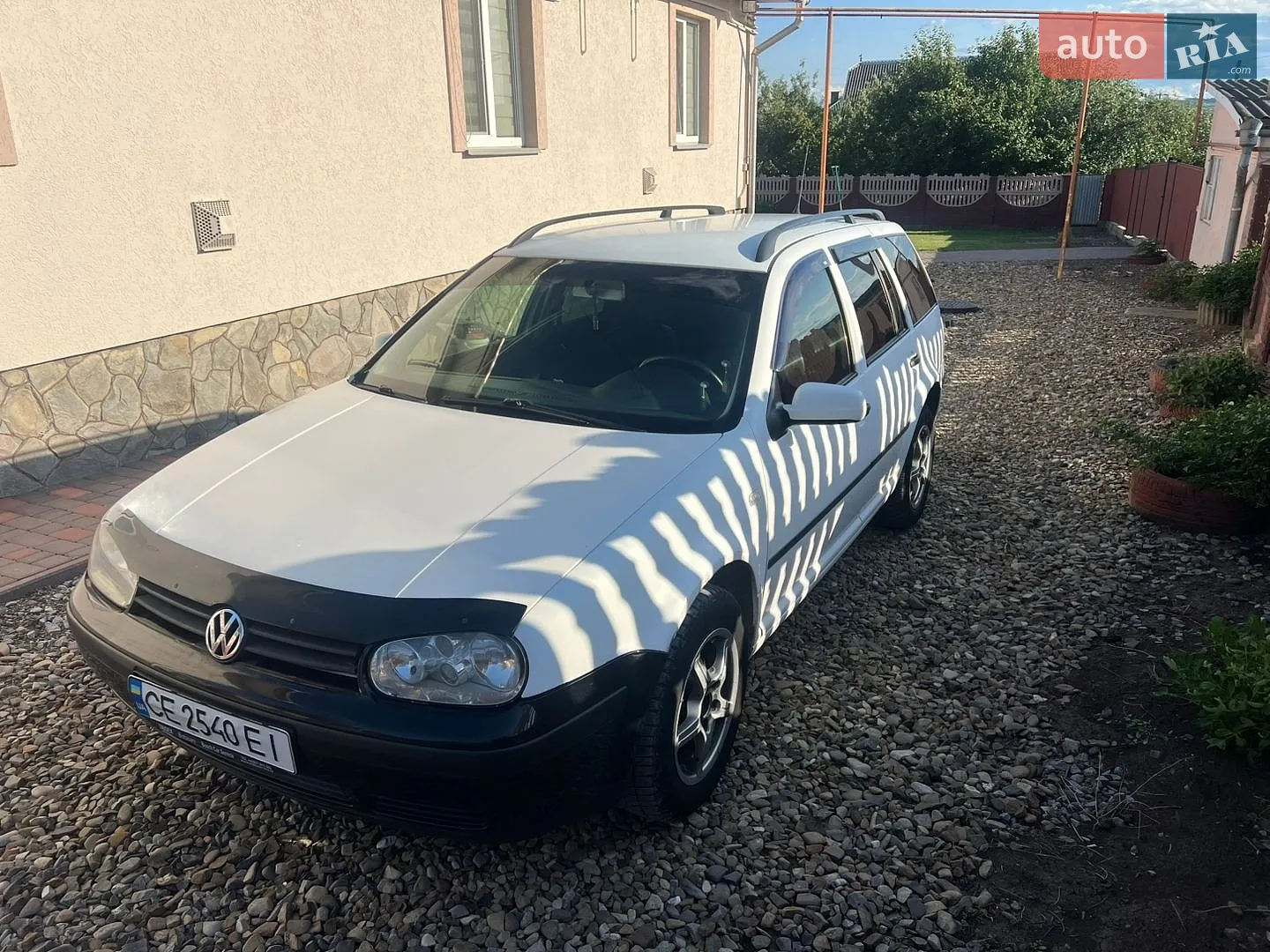 Volkswagen Golf, 2002