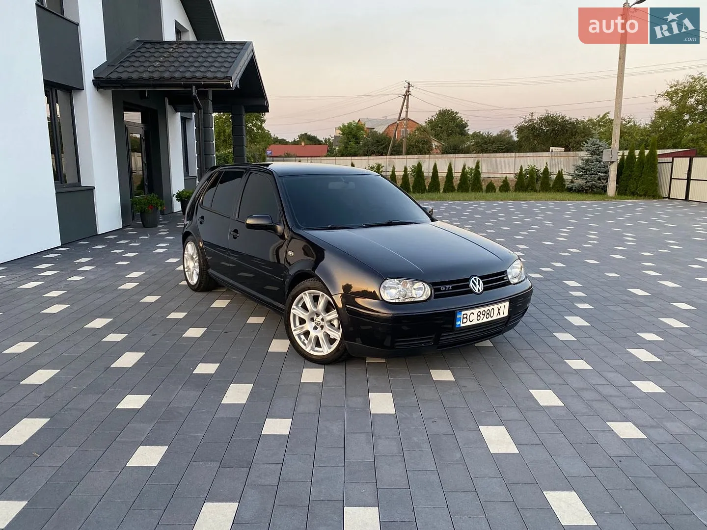 Volkswagen Golf, 2002