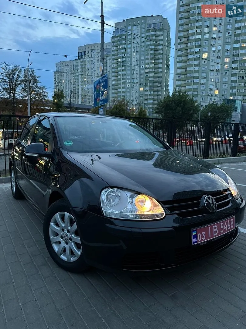 Volkswagen Golf, 2005