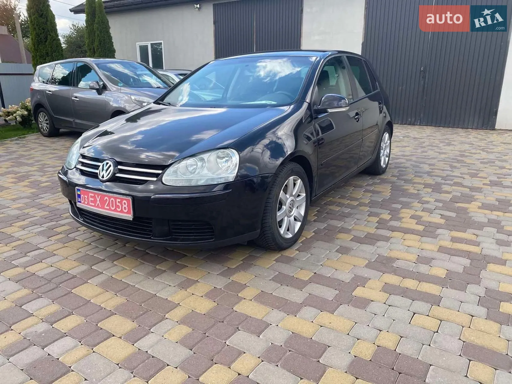 Volkswagen Golf, 2005