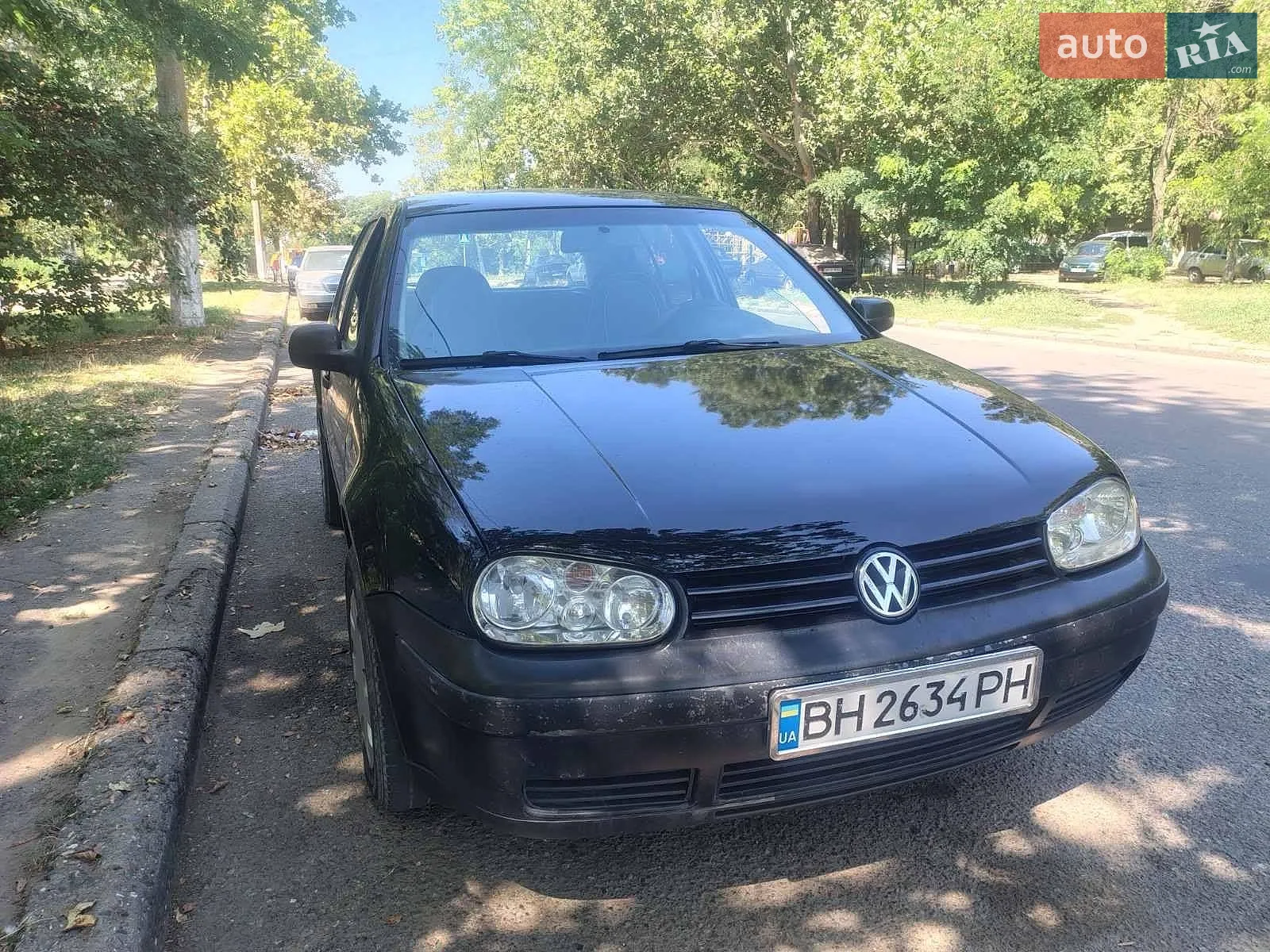 Volkswagen Golf, 1998