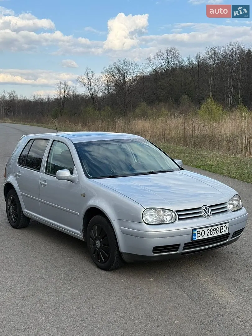 Volkswagen Golf, 1998