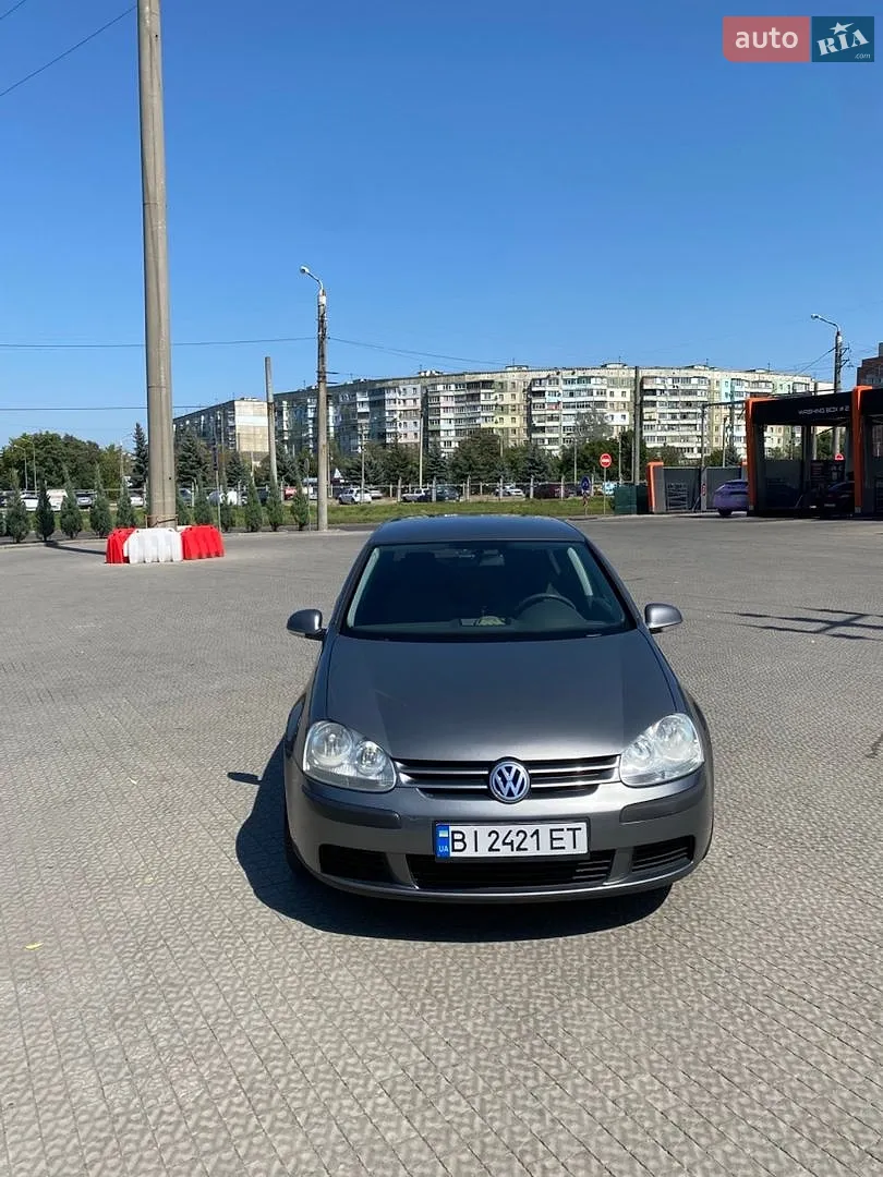 Volkswagen Golf, 2005
