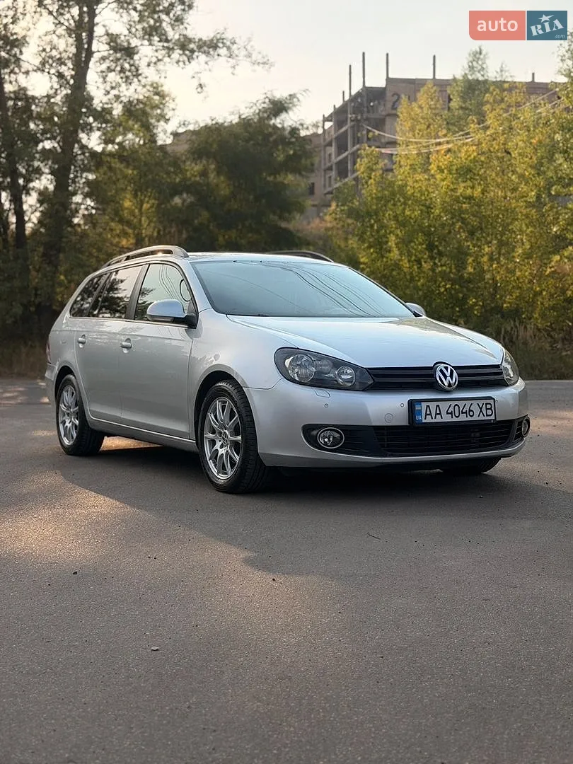 Volkswagen Golf, 2011