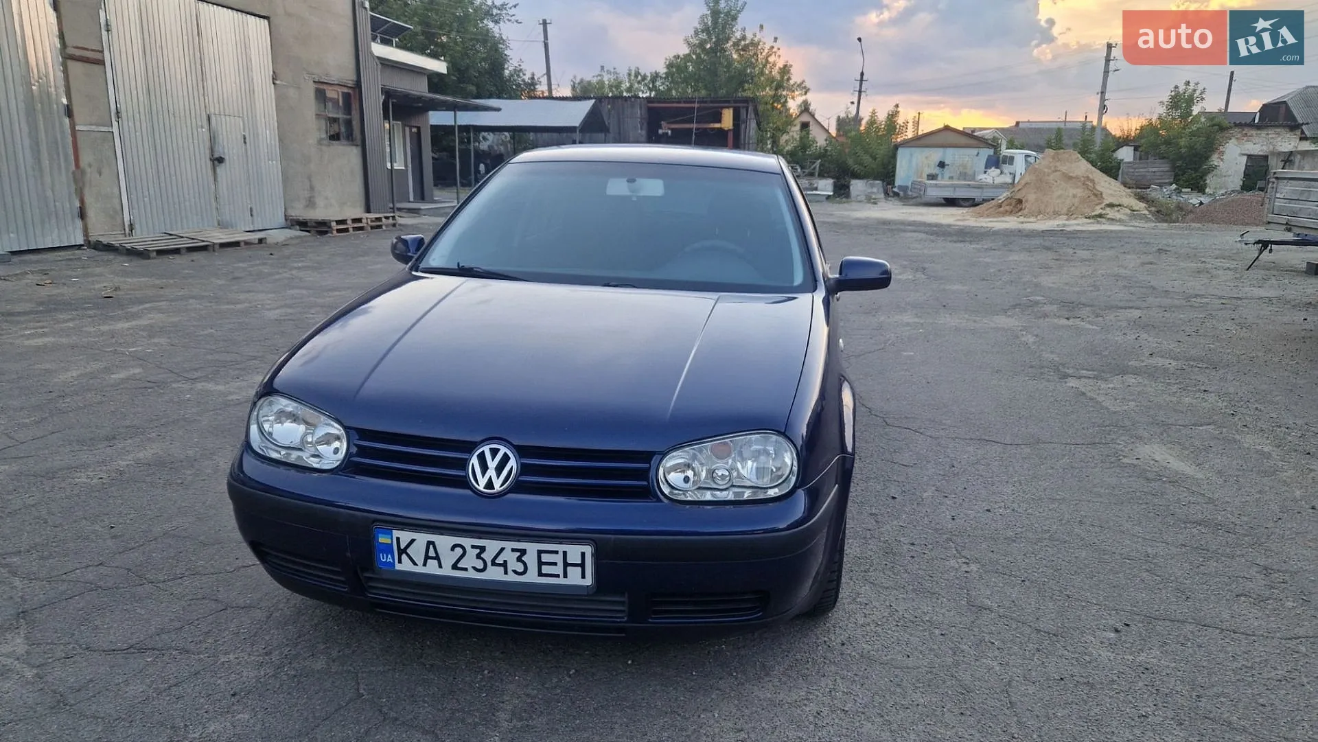 Volkswagen Golf, 2002