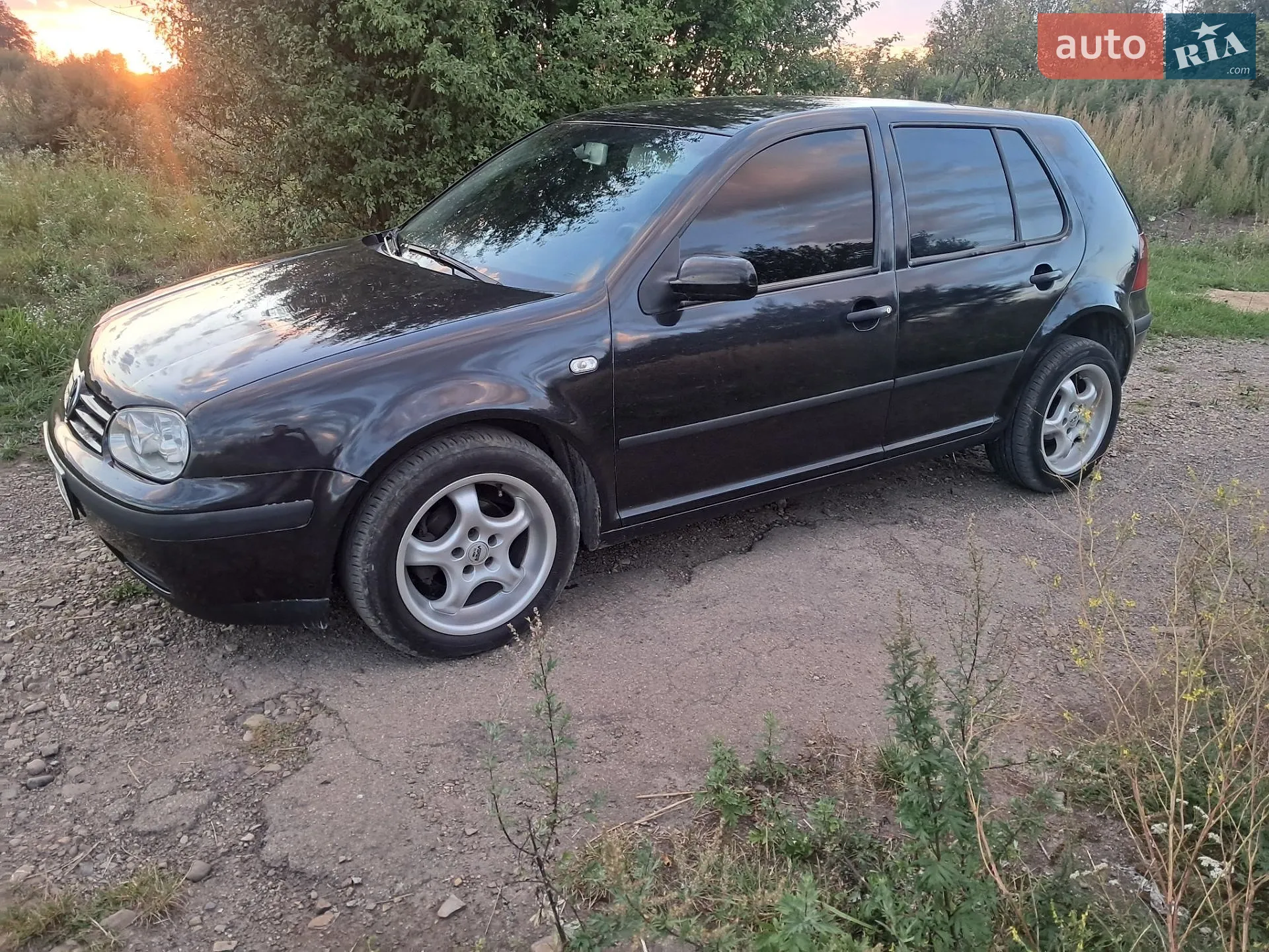 Volkswagen Golf, 2001