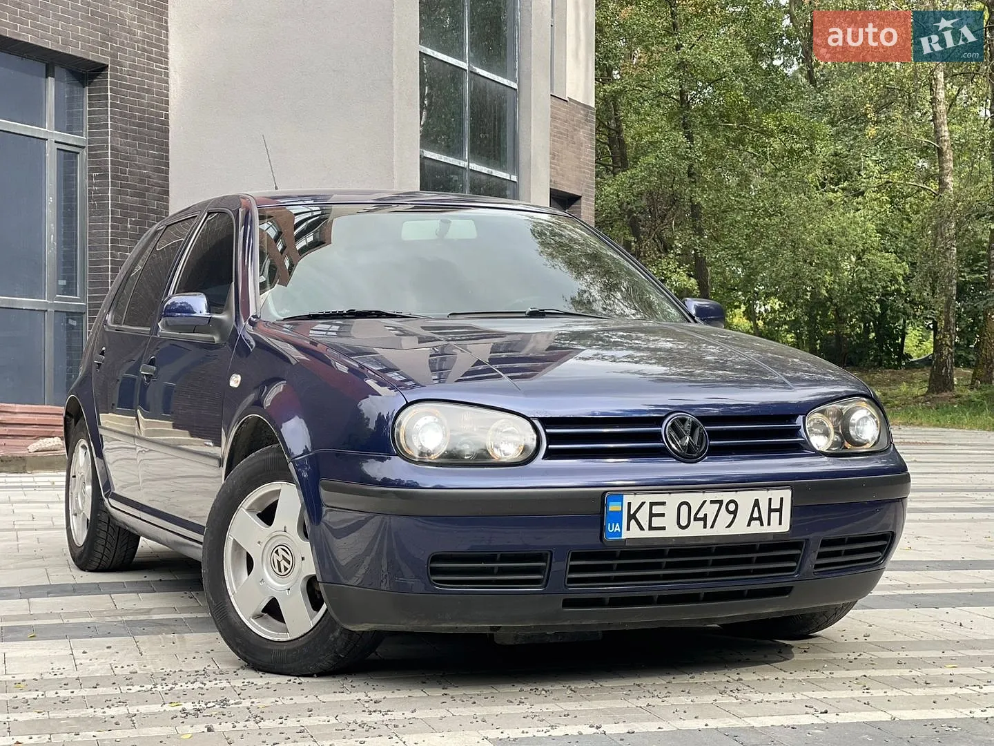 Volkswagen Golf, 2001