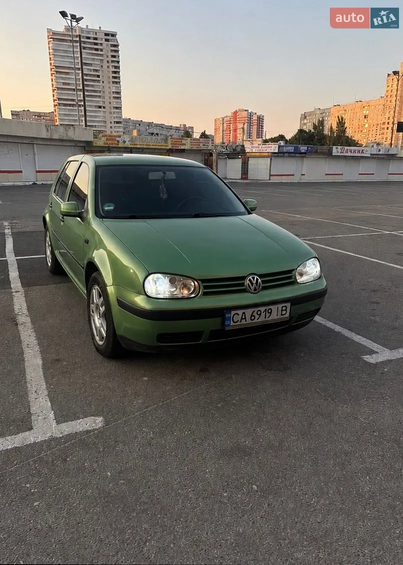 Volkswagen Golf, 1999