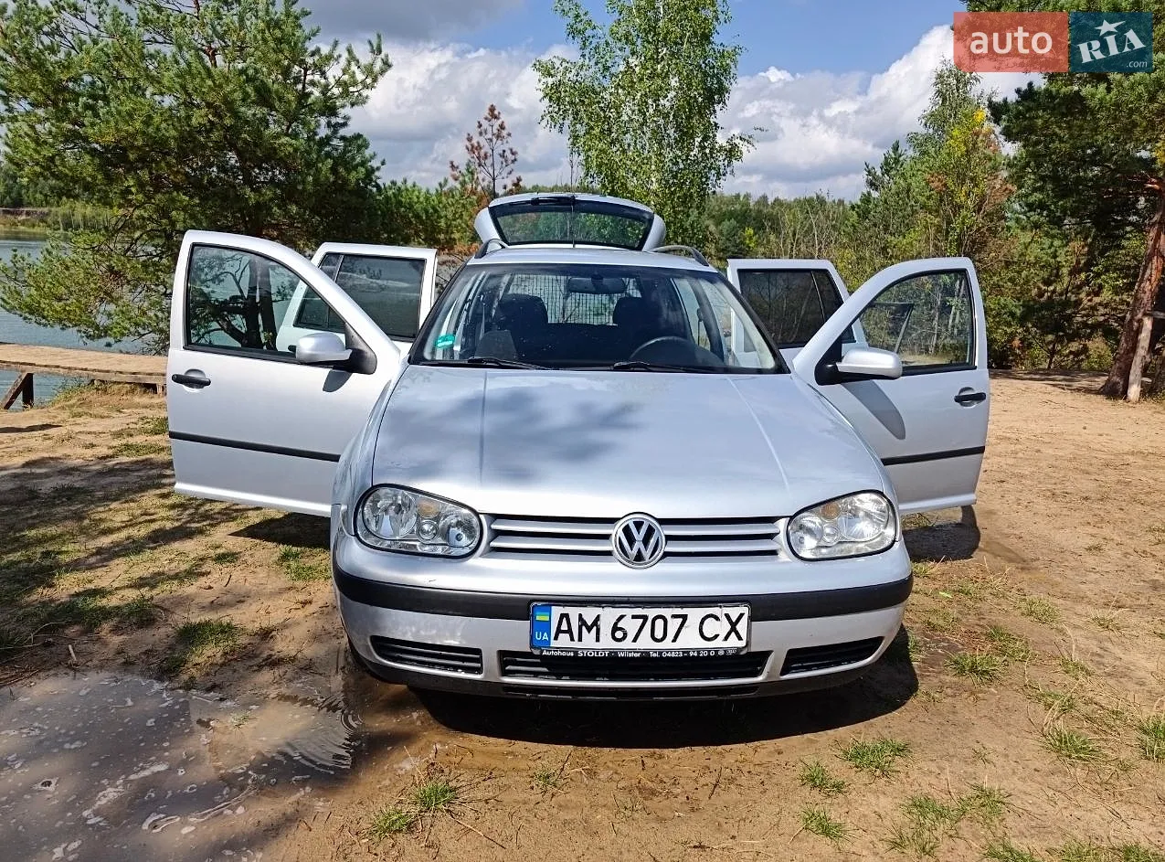 Volkswagen Golf, 2000