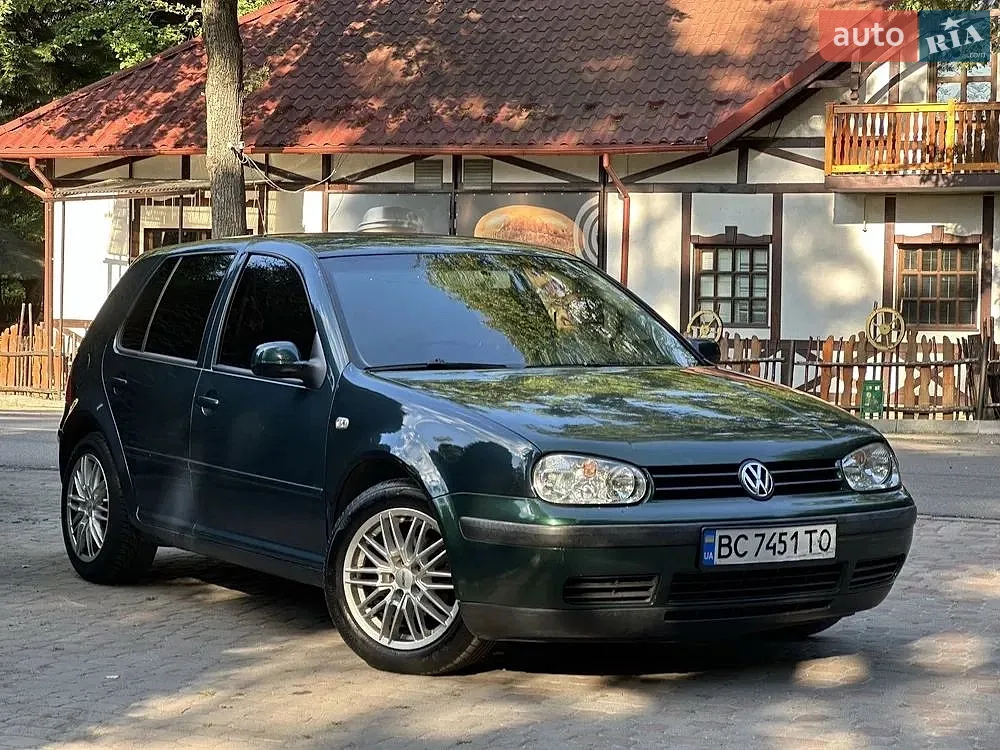 Volkswagen Golf, 2003