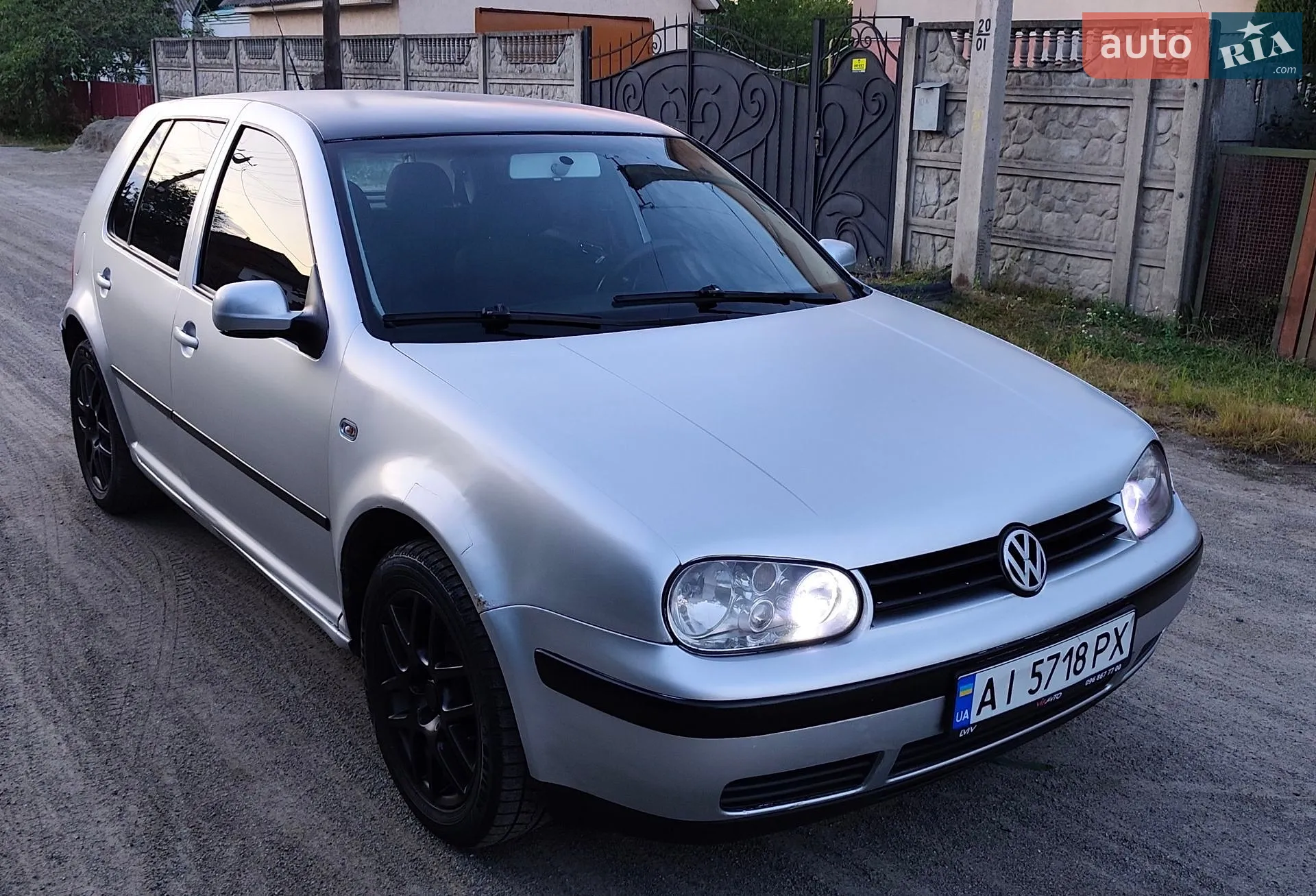 Volkswagen Golf, 2003