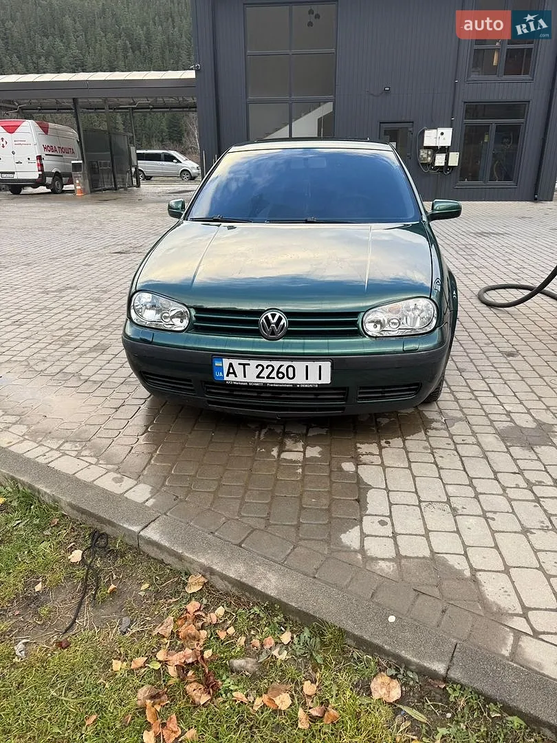 Volkswagen Golf, 2003