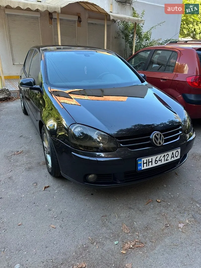 Volkswagen Golf, 2005