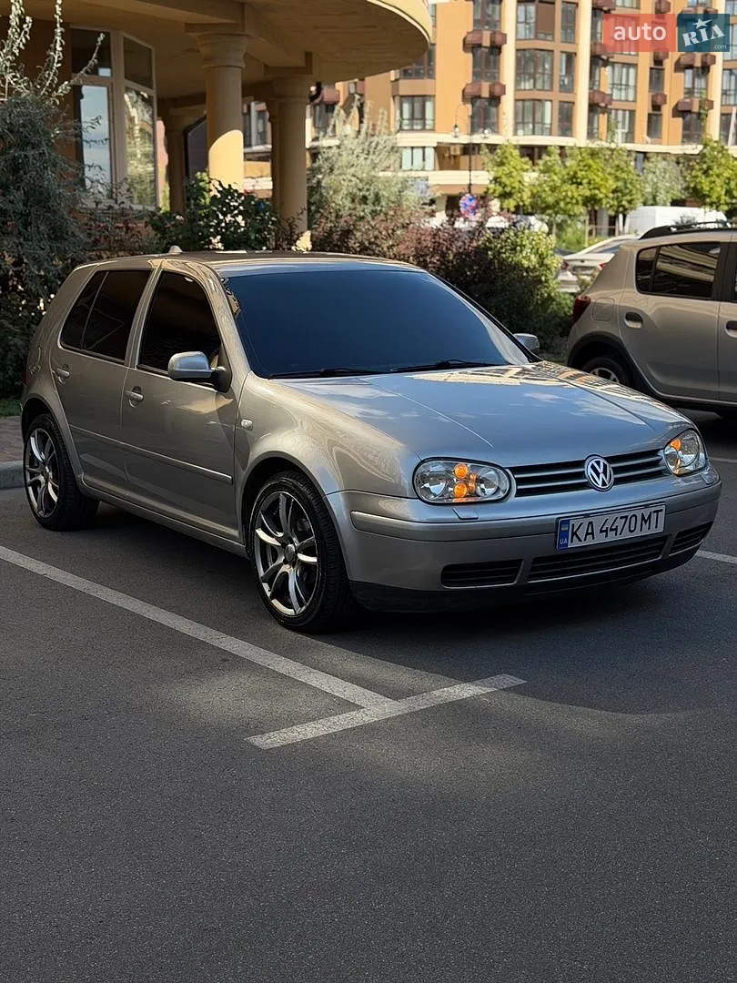 Volkswagen Golf, 2001