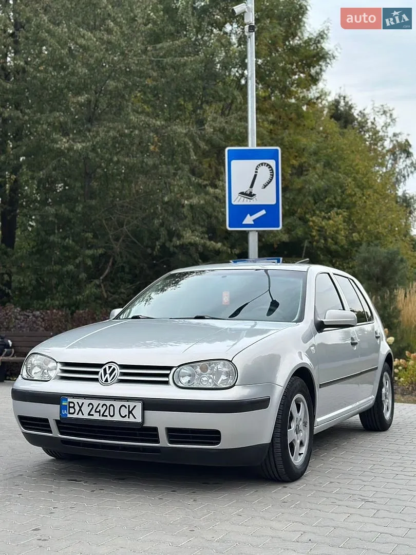 Volkswagen Golf, 1998