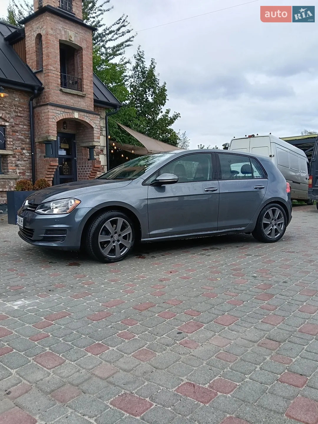 Volkswagen Golf, 2016
