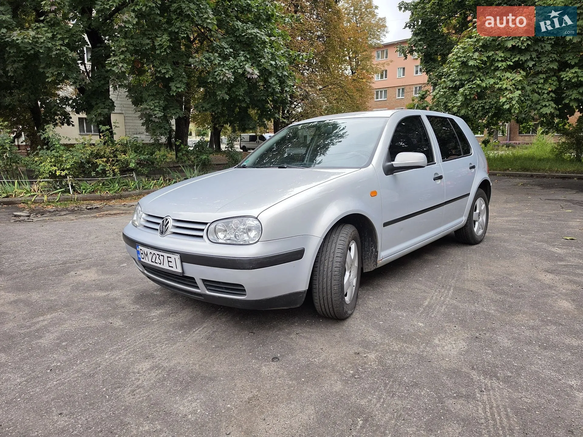 Volkswagen Golf, 1998