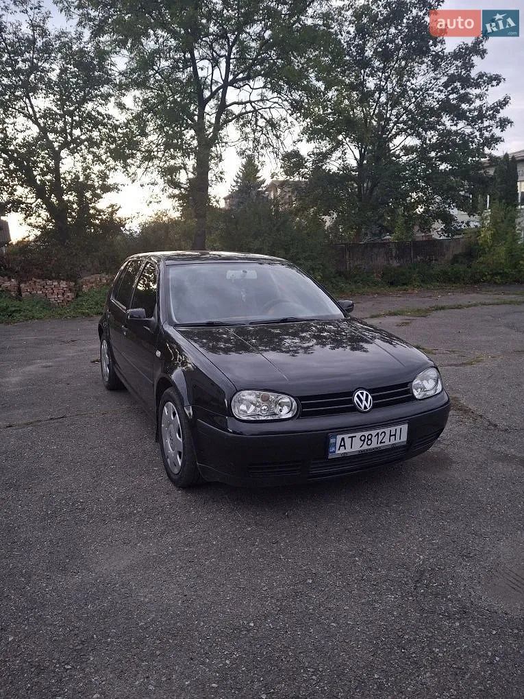 Volkswagen Golf, 2000