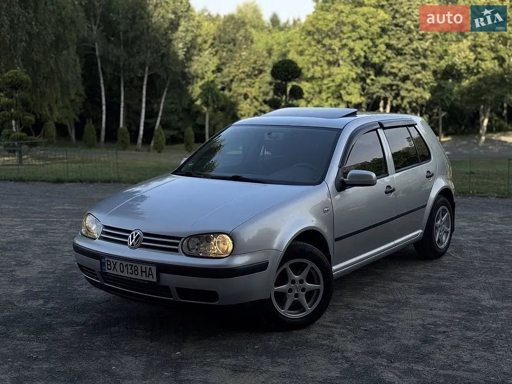 Volkswagen Golf, 2000